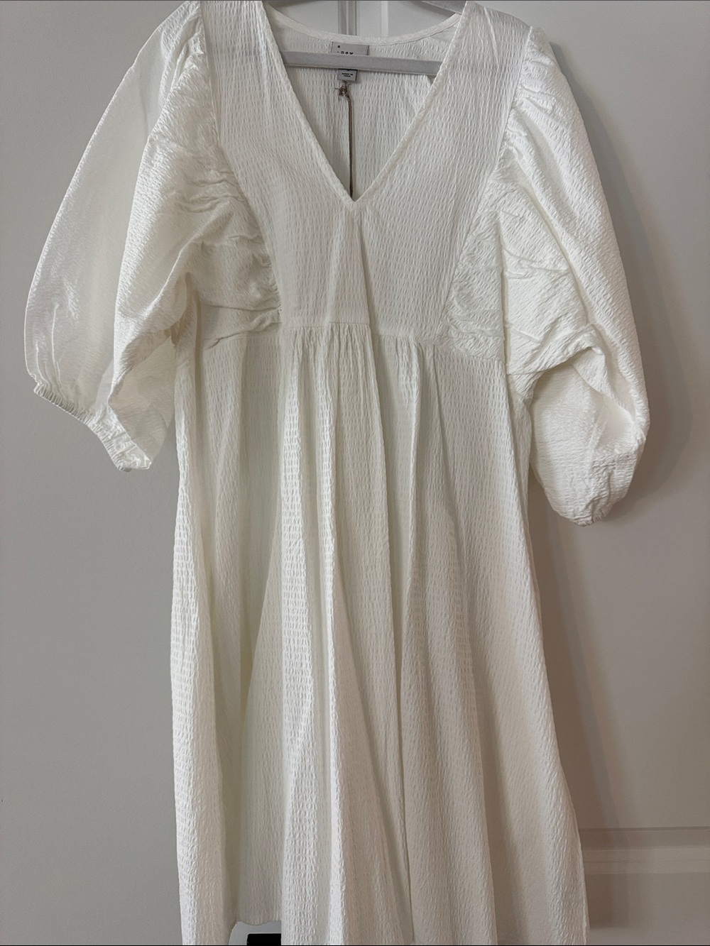 Target a new day White Textured V-Neck Midi Dress with Balloon Sleeves
